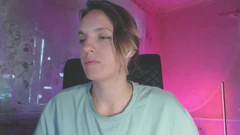 Sonya online show from 10/11/25, 05:17