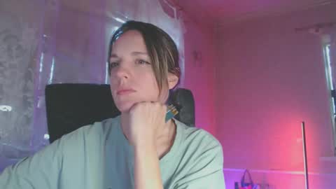 Sonya online show from 11/05/25, 05:07