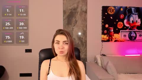 Snapshot of babyy_doll chatting on 01/17/25, 08:02 JOIN FAN CLUB TO GET MY CONTENT FOR FREE online show from 01/17/25, 08:02