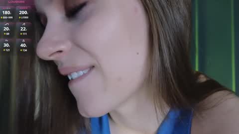 Snapshot of babyyli chatting on 01/01/25, 12:22 Chloe online show from 01/01/25, 12:22