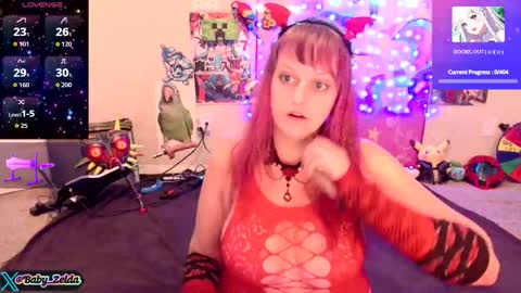 Snapshot of babyzelda chatting on 10/15/25, 09:53 BabyZelda online show from 10/15/25, 09:53