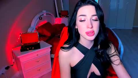 Snapshot of bad_desire chatting on 12/07/24, 10:12 Miss Desire...do you remember online show from 12/07/24, 10:12