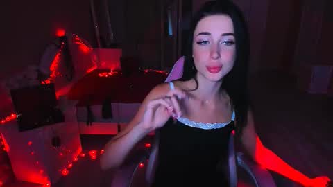 Snapshot of bad_desire chatting on 09/21/25, 08:05 Miss Desire...do you remember online show from 09/21/25, 08:05