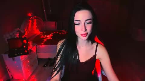 Snapshot of bad_desire chatting on 10/04/25, 05:11 Miss Desire...do you remember online show from 10/04/25, 05:11