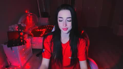 Snapshot of bad_desire chatting on 10/23/25, 04:17 Miss Desire...do you remember online show from 10/23/25, 04:17