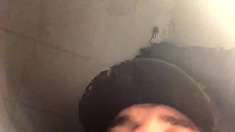 Snapshot of badboysbullylove chatting on 11/16/25, 01:55 badboysbullylove online show from 11/16/25, 01:55