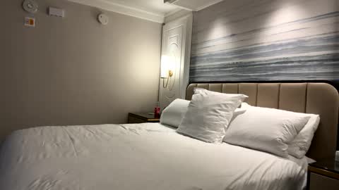 HotWifeFun32 online show from 01/25/25, 11:34