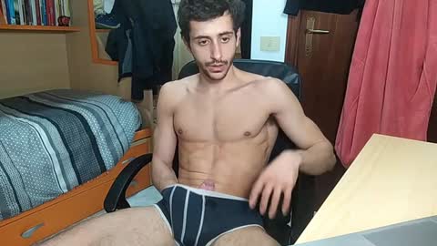 Snapshot of badguy_22 chatting on 01/02/25, 09:18 Badguy online show from 01/02/25, 09:18