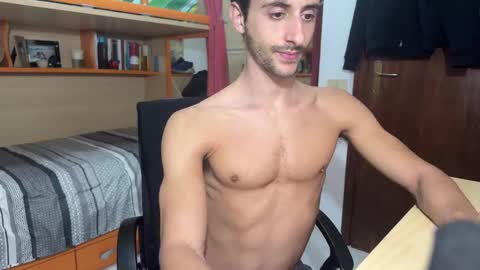 Snapshot of badguy_22 chatting on 11/17/25, 08:58 Badguy online show from 11/17/25, 08:58