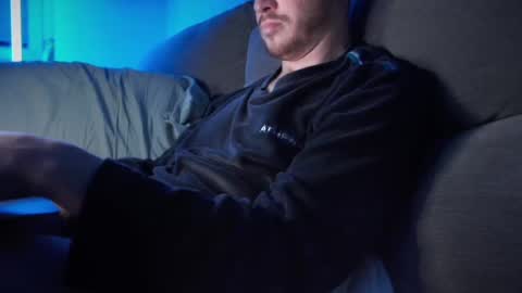 Snapshot of baguettexfrench chatting on 01/17/25, 01:47 Baguette x French online show from 01/17/25, 01:47