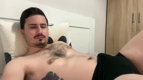 Snapshot of bagvag0 chatting on 01/17/25, 10:00 bagvag0 online show from 01/17/25, 10:00