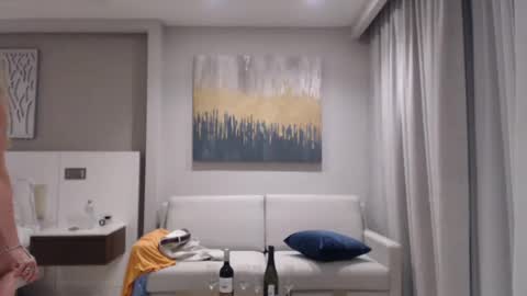 Happy Girl online show from 12/21/24, 06:09