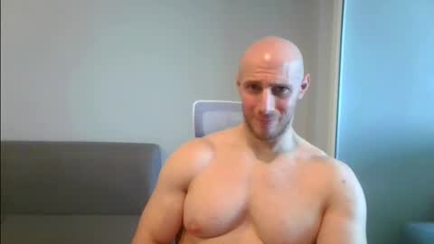 Snapshot of baldyboyy chatting on 02/02/25, 06:37 baldyboyy online show from 02/02/25, 06:37