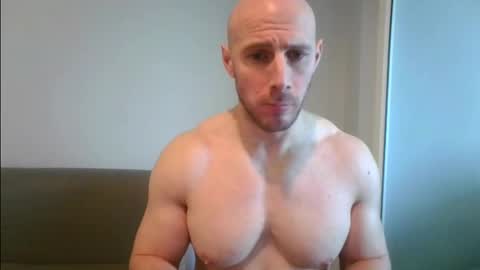 Snapshot of baldyboyy chatting on 02/06/25, 07:35 baldyboyy online show from 02/06/25, 07:35