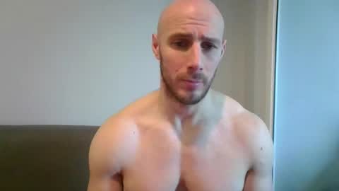 Snapshot of baldyboyy chatting on 03/09/25, 04:27 baldyboyy online show from 03/09/25, 04:27