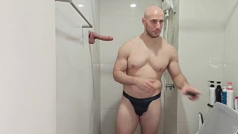 Snapshot of baldyboyy chatting on 11/25/25, 08:58 baldyboyy online show from 11/25/25, 08:58