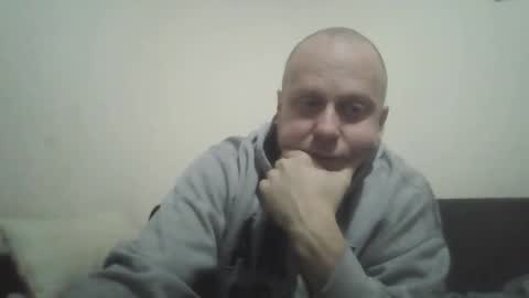 Snapshot of ballzrockwell chatting on 12/25/24, 10:16 ballzrockwell online show from 12/25/24, 10:16