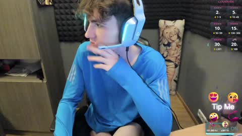 Snapshot of bambelbye chatting on 12/12/24, 09:37 Gaz online show from 12/12/24, 09:37