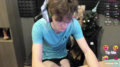 Snapshot of bambelbye chatting on 01/02/25, 04:13 Gaz online show from 01/02/25, 04:13