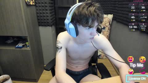 Snapshot of bambelbye chatting on 01/21/25, 12:04 Gaz online show from 01/21/25, 12:04