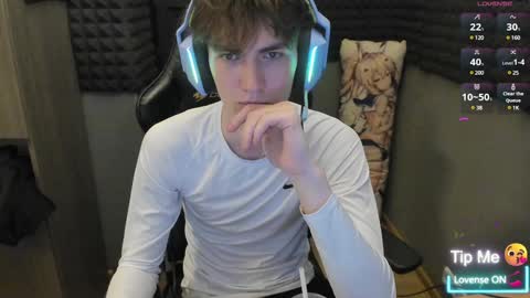 Snapshot of bambelbye chatting on 01/23/25, 01:19 Gaz online show from 01/23/25, 01:19