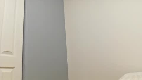 Snapshot of bambi_123 chatting on 01/22/25, 12:27 Littlefuckdoll online show from 01/22/25, 12:27