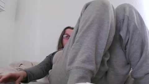 bambiboo8113 online show from 11/12/25, 07:46