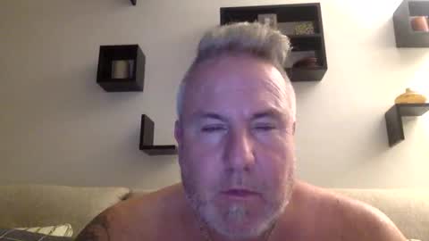 banana5289 online show from 11/04/25, 10:53