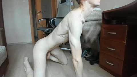 Snapshot of banana_skinny_boy chatting on 11/14/25, 10:03 BananaBoy online show from 11/14/25, 10:03