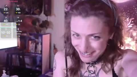 Snapshot of baphomette_ts chatting on 02/06/25, 04:53 Baphomette online show from 02/06/25, 04:53
