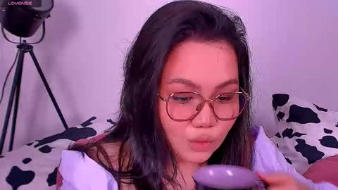 Barbie Kim online show from 10/12/25, 06:18