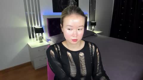 Snapshot of barbaramiles chatting on 10/31/25, 10:05 Barbara online show from 10/31/25, 10:05