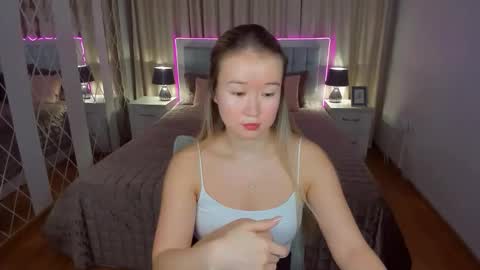 Snapshot of barbaramiles chatting on 12/01/25, 11:04 Barbara online show from 12/01/25, 11:04