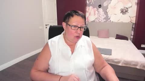 barbaraturners online show from 11/09/25, 12:47