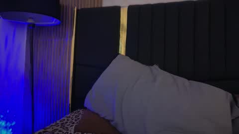 A I K O online show from 10/30/25, 11:49