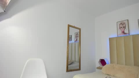 Barbara online show from 10/11/25, 04:12