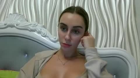 Kate online show from 11/22/25, 08:30