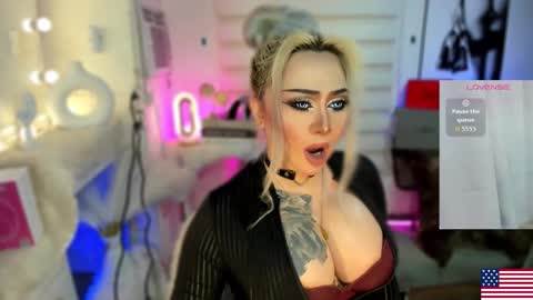 Miss Alexa Fields  online show from 10/13/25, 07:25