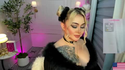 Miss Alexa Fields  online show from 10/23/25, 11:14