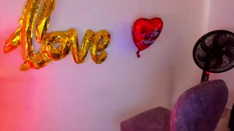 Snapshot of barbiie_5 chatting on 02/24/25, 08:58 Barbie online show from 02/24/25, 08:58