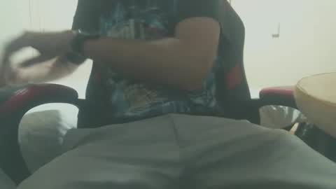 baronminuit69 online show from 01/01/25, 01:37