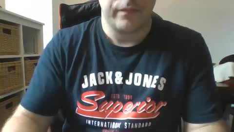 Snapshot of bartman1991 chatting on 10/23/25, 09:52 bartman1991 online show from 10/23/25, 09:52