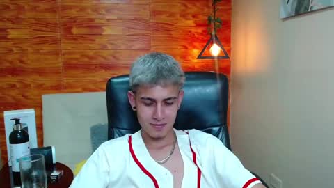 Bastian online show from 12/20/24, 07:44