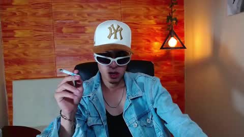 Bastian online show from 02/19/25, 06:11