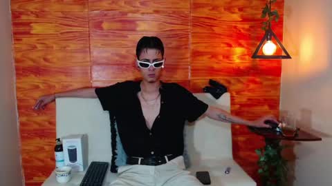 Bastian online show from 03/12/25, 03:02