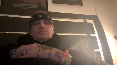 battlewolfxx online show from 12/20/24, 03:58