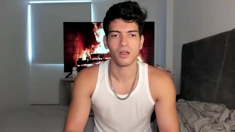 Valentino online show from 10/15/25, 10:10