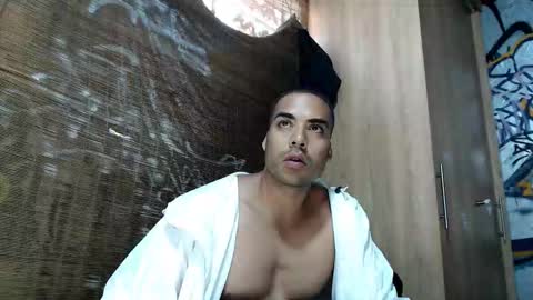 Snapshot of bbc_monster1 chatting on 11/23/25, 07:13 Justin online show from 11/23/25, 07:13