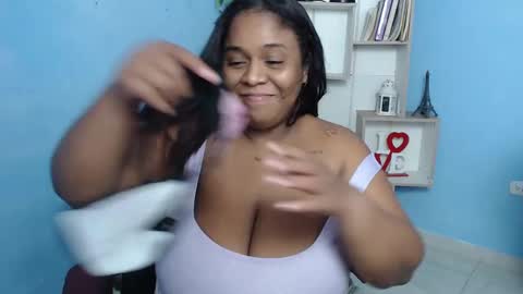 Charlote online show from 02/02/25, 11:51