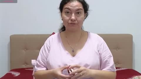 Emma online show from 10/15/25, 06:35